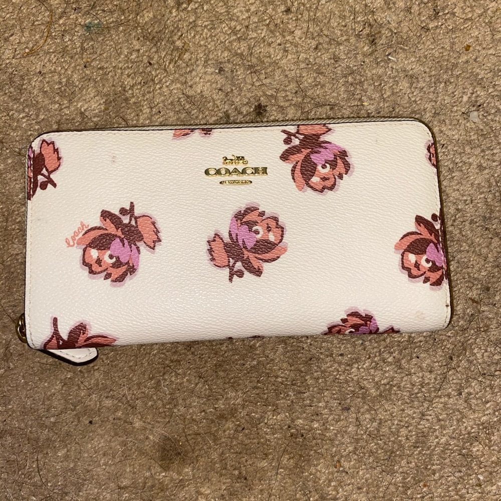 Coach wallet